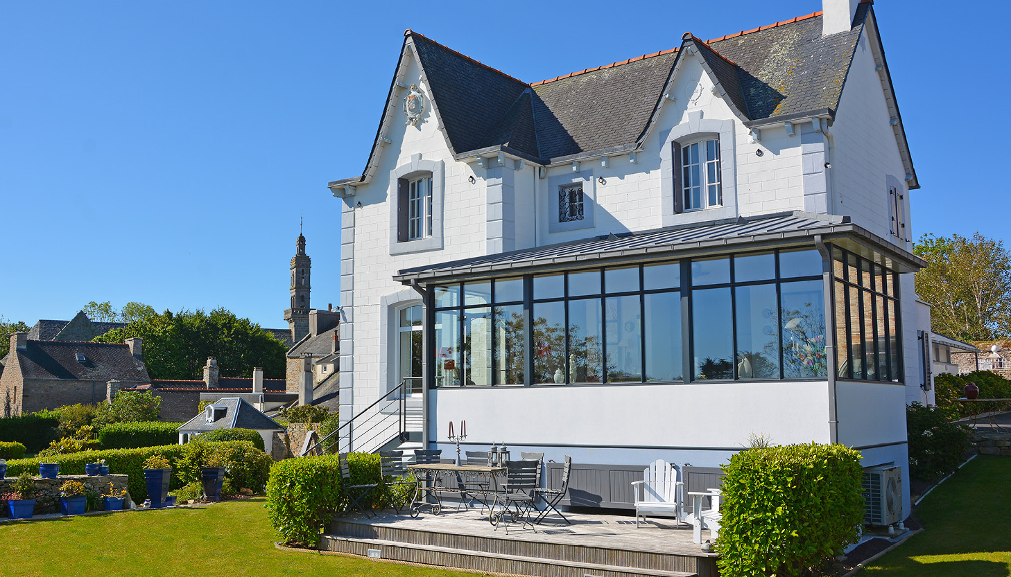 Extension de maison à toit zinc