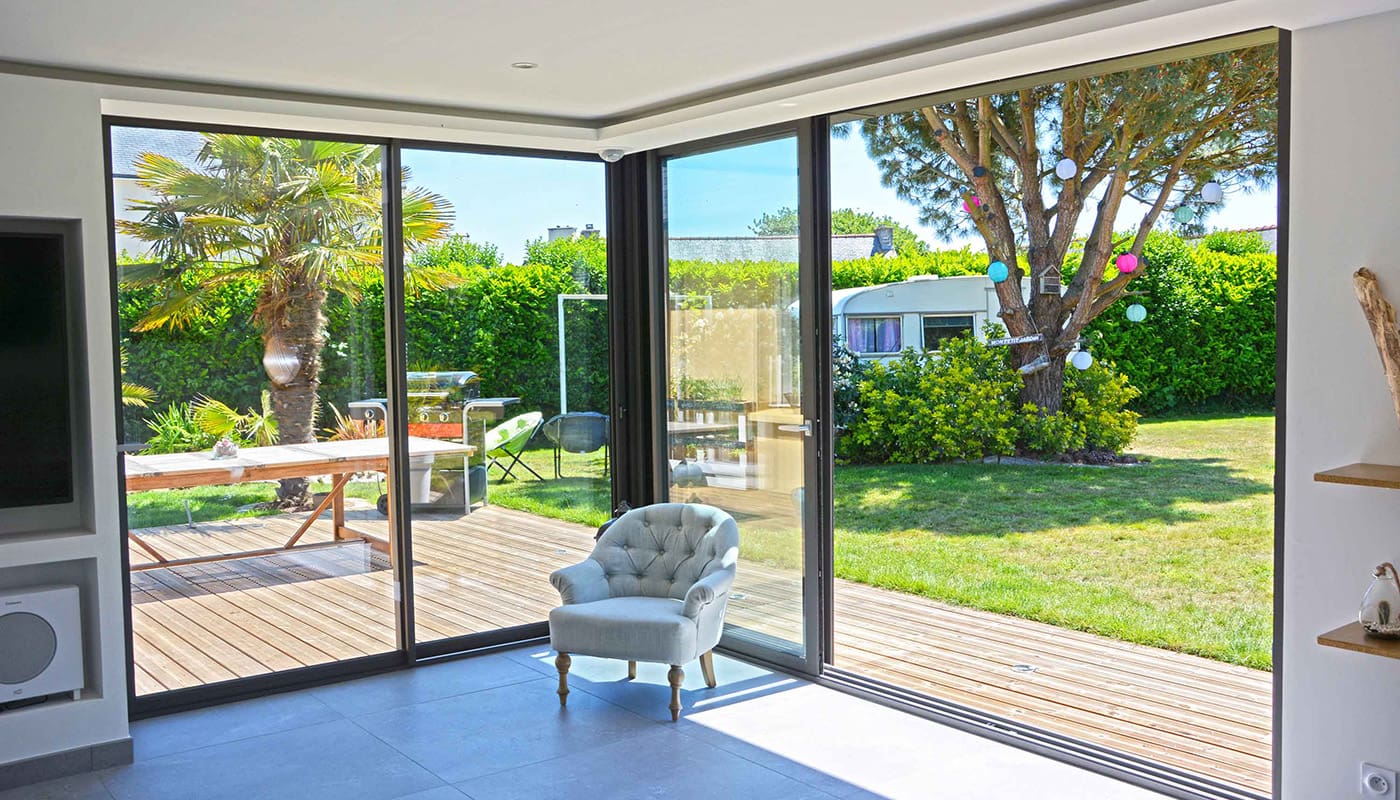 Intérieur d'une extension de maison à toit plat