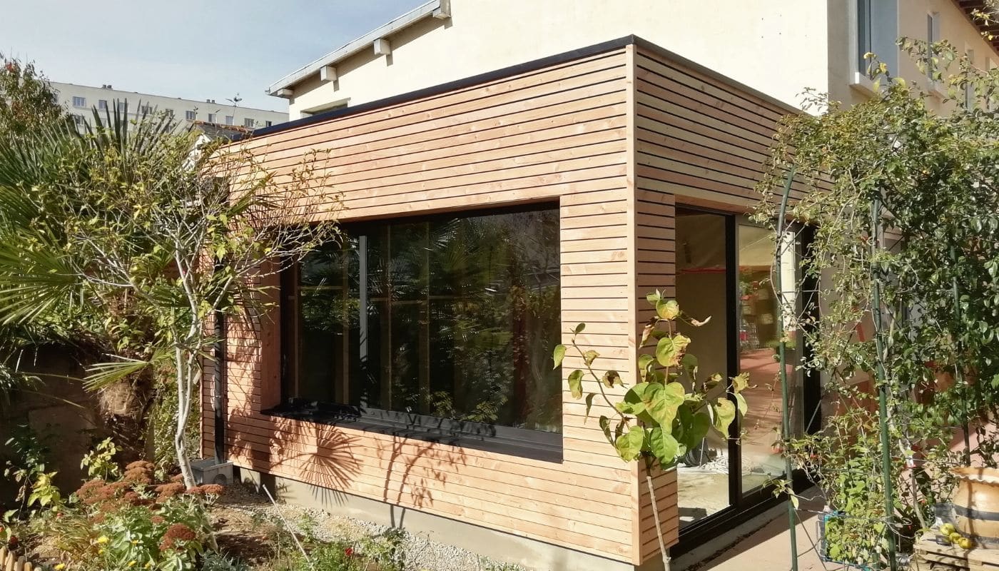 Extension de maison à toit plat