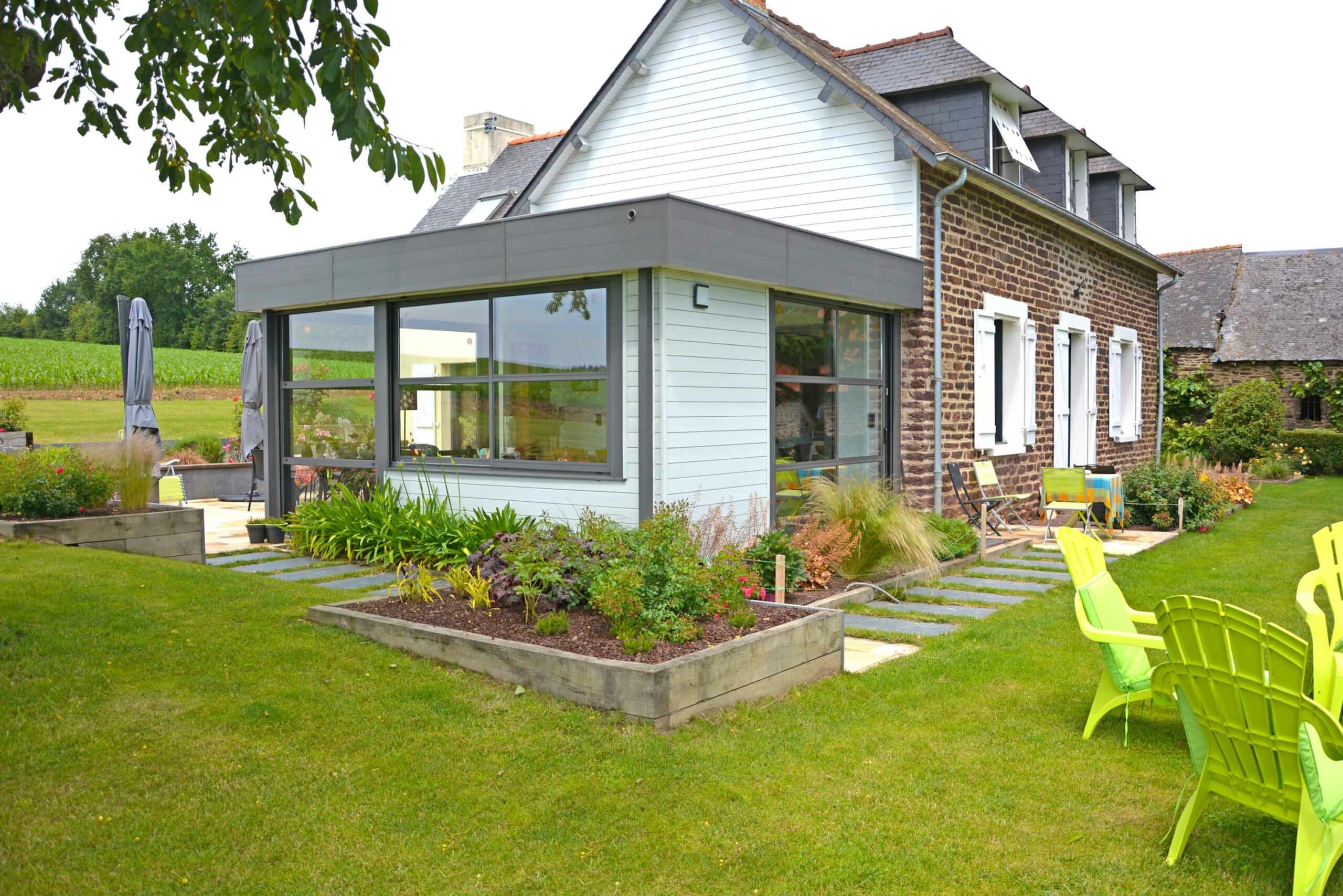 Extension ossature bois – Avantages, Prix et Guide pour votre extension en bois